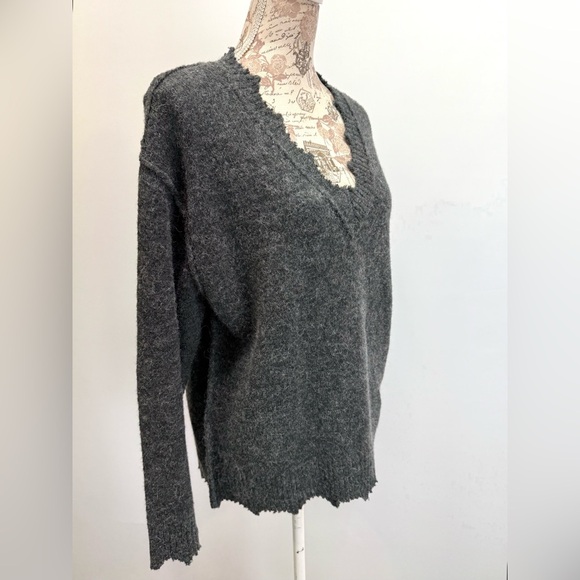 MAGASCHONI Gray V-Neck shark bite trim Sweater size S - Picture 7 of 12